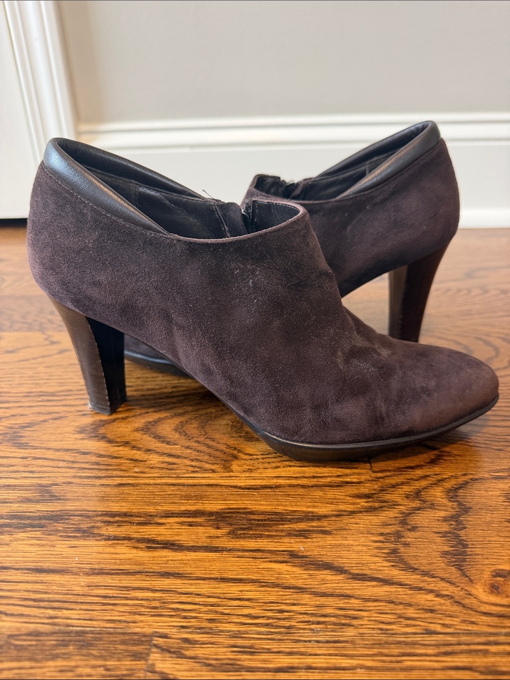 Aquatalia Women's Dark Brown Suede Ankle Booties with Side Zip